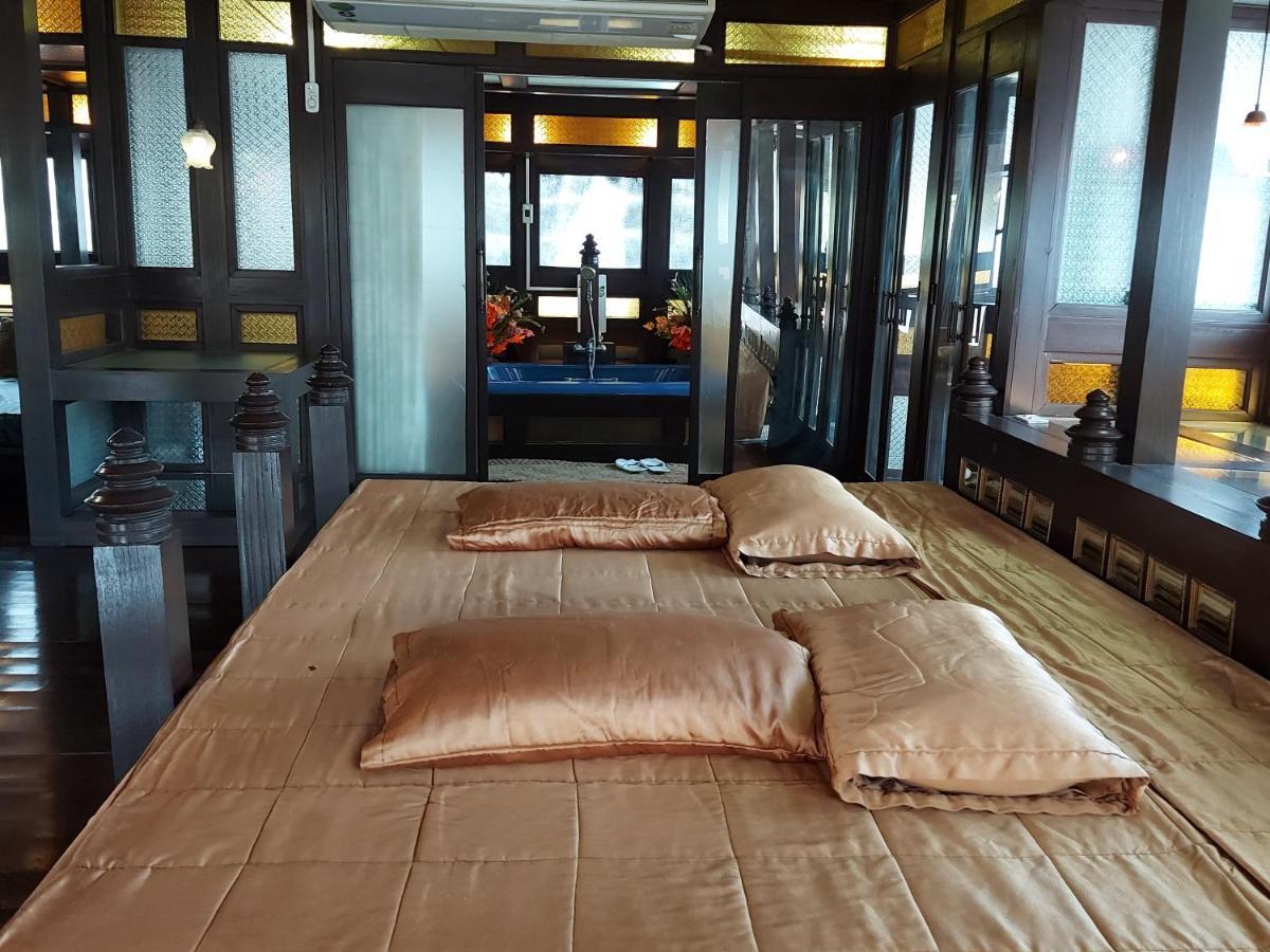 Ruan Talay Bangsaray Hotel Chonburi Exterior foto